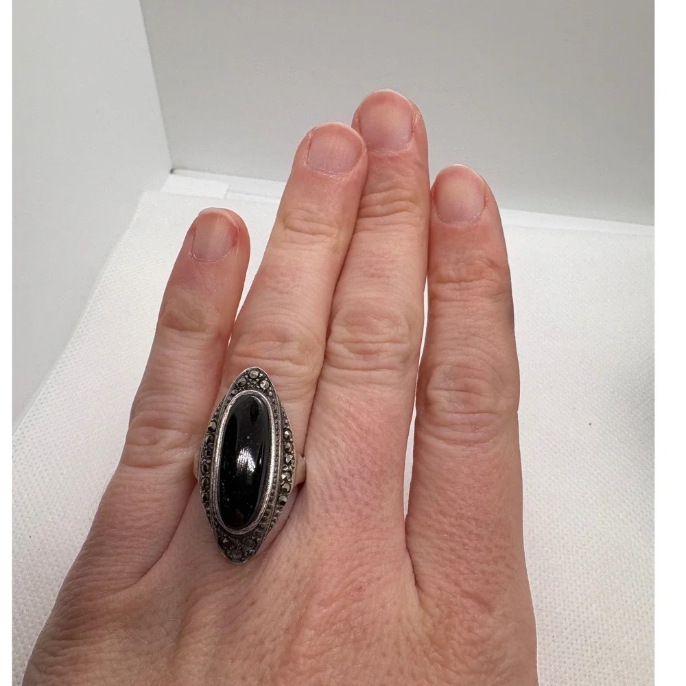 Vintage 925 Sterling Silver Black Onyx Marcasite Navette Ring Art Deco Size 5.5